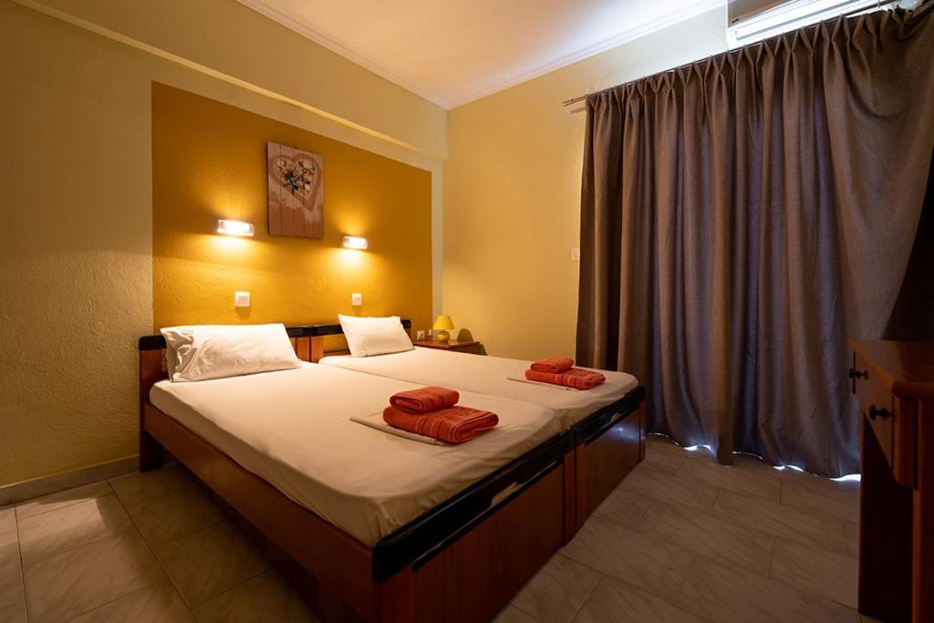 Dionisos Apartments Paralia Dionisiou Habitación foto