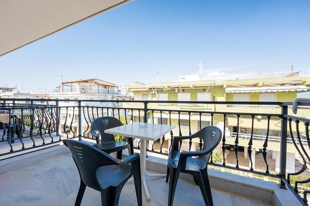 Dionisos Apartments Paralia Dionisiou Habitación foto