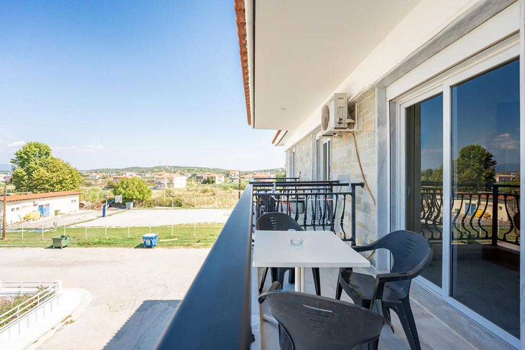 Dionisos Apartments Paralia Dionisiou Habitación foto